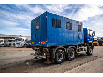 Camião furgão MAN TGA 33.363 FDAK- 6x6 + LABO: foto 4 Camião furgão MAN TGA 33.363 FDAK- 6x6 + LABO: foto 4