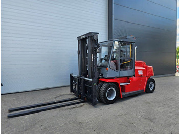 Empilhadeira a diesel KALMAR