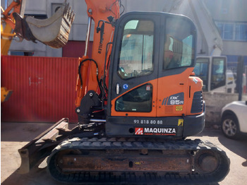 Mini escavadeira DOOSAN DX85R-3