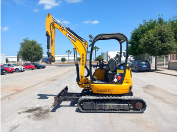 Mini escavadeira JCB 8030