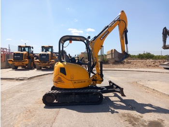 Mini escavadeira JCB 8030