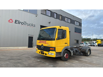 Camião chassi MERCEDES-BENZ Atego 815