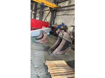 Balde escavadora por Escavadora de rastos Case CX210: foto 2 Balde escavadora por Escavadora de rastos Case CX210: foto 2