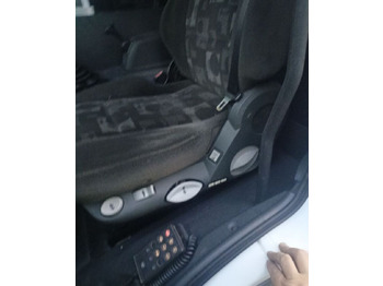 Camião de caixa aberta/ Plataforma, Camião grua Mercedes-Benz Atego 1224: foto 5