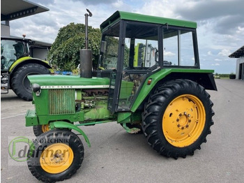 Trator JOHN DEERE 2030