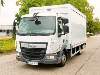 Camião transporte de bebidas DAF LF 180