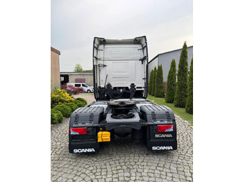 Tractor Scania R450: foto 5