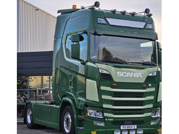 Tractor SCANIA S 450