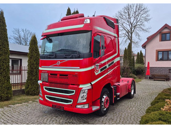 Tractor VOLVO FH