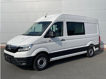 Carrinha cabine dupla MAN TGE 3.180