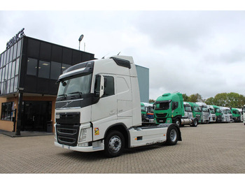 Tractor VOLVO FH13 500