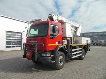 Caminhão com plataforma aérea RENAULT Midlum 220