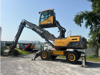 Escavadeira VOLVO EW210D