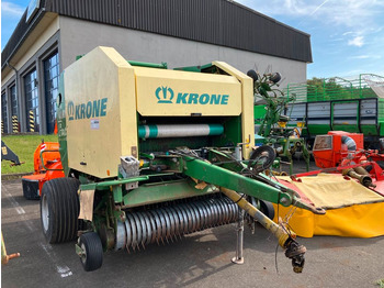Enfardadeira de fardos redondos KRONE