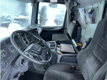 Leasing de  Scania P94 DB4x2NB260 Box truck Scania P94 DB4x2NB260 Box truck: foto 3
