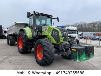 Trator CLAAS Axion 820