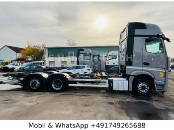 Camião transportador de contêineres/ Caixa móvel Mercedes-Benz Actros 5 2545 GigaSpace BDF *Retarder/Multi/LBW: foto 2