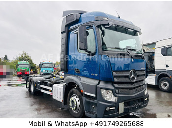 Camião transportador de contêineres/ Caixa móvel MERCEDES-BENZ Actros 2542