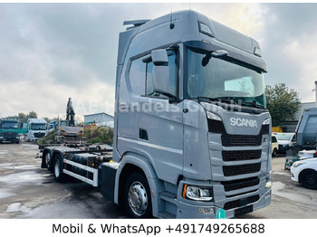 Camião transportador de contêineres/ Caixa móvel SCANIA S 450