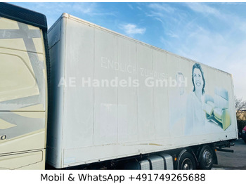 Camião transportador de contêineres/ Caixa móvel