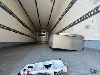 Camião frigorífico Renault D19: foto 4