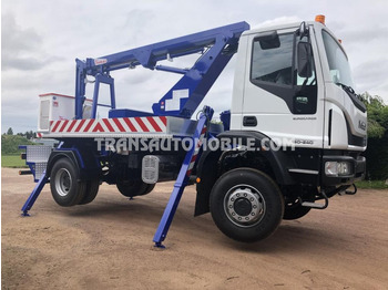 Caminhão com plataforma aérea IVECO EuroCargo