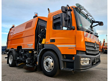 Varredora urbana MERCEDES-BENZ Atego 1324