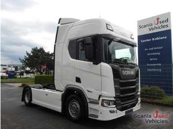 Tractor SCANIA R 460