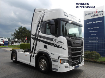 Tractor SCANIA R 460