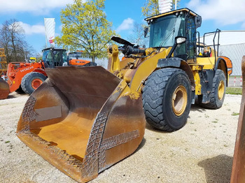 Pá carregadora de rodas CATERPILLAR 966M