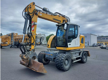 Escavadeira de rodas LIEBHERR A 914