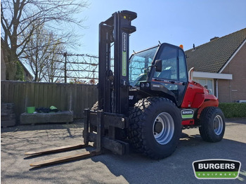 Empilhador todo-o-terreno MANITOU M