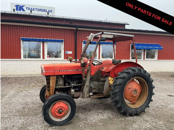 Trator MASSEY FERGUSON 100 series