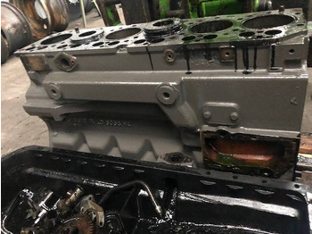 Bloco do motor por Máquina agrícola Claas Ares - Blok Cylindrów: foto 4