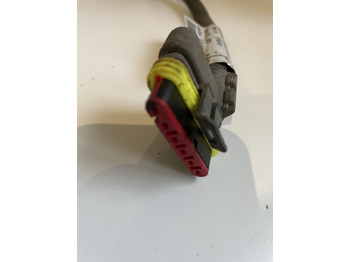 Cables/ Wire harness por Trator Claas Arion 550-520 650-620 - kabel wiązka elektryczna 0021581051: foto 2 Cables/ Wire harness por Trator Claas Arion 550-520 650-620 - kabel wiązka elektryczna 0021581051: foto 2
