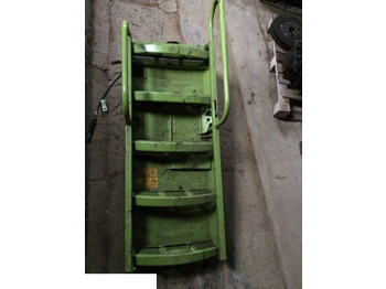 Estribo CLAAS