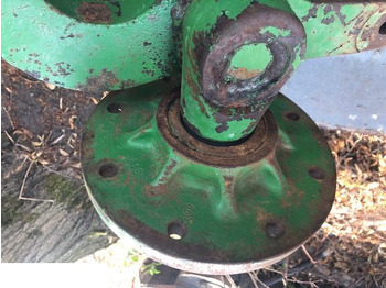Cubo de roda JOHN DEERE