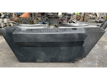 Tanque de combustível MERLO