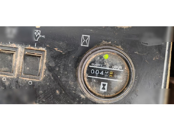 Máquina de perfuração 1998 ATLAS COPCO CDH831C: foto 2 Máquina de perfuração 1998 ATLAS COPCO CDH831C: foto 2