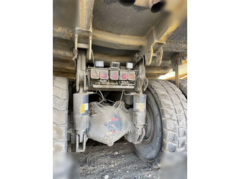Leasing de  2011 KOMATSU HD465-7 2011 KOMATSU HD465-7: foto 4