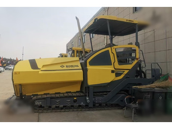 Acabadora BOMAG
