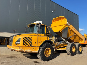 Caminhão articulado VOLVO A25D