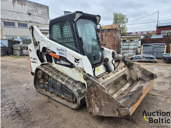 Pá carregadoras de rastos BOBCAT T590