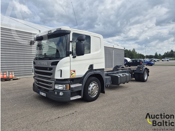 Camião chassi SCANIA P 450