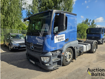 Tractor MERCEDES-BENZ Actros 1843