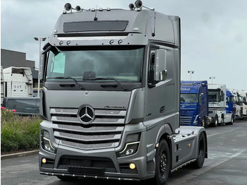 Tractor MERCEDES-BENZ Actros 1863