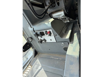Trator JCB 4220 fastrac: foto 5