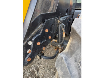 Trator JCB 4220 fastrac: foto 4