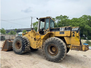 Máquina de construção CATERPILLAR 966F