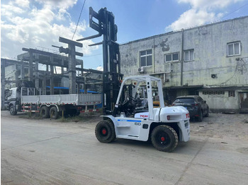 Empilhadeira TCM